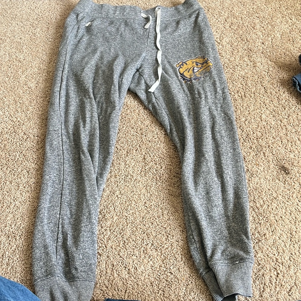 Women’s joggers